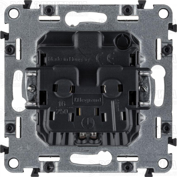Розетка 1-м СП Valena Allure 16А IP2X 250В 2P+E безвинт. клеммы с лицев. панелью механизм алюм. Leg 753921